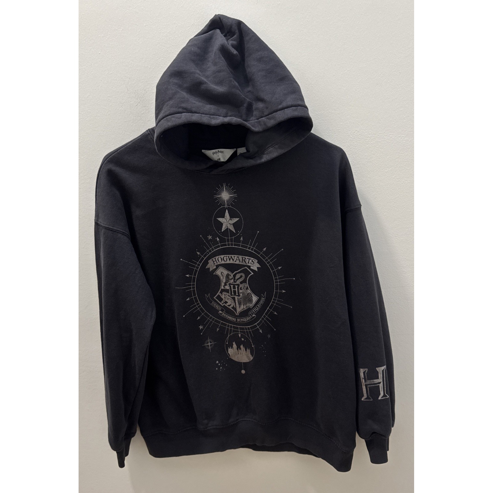 H&M Harry Potter Hoodie Young 12/14 Black Pullover Sweatshirt Retro School
